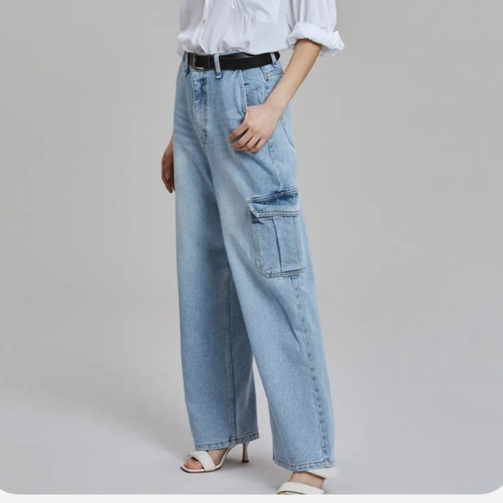 The Frankie Shop Kai Cargo Jean